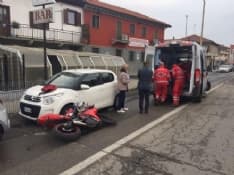 MAPPANO - Scontro auto-moto in via Rivarolo: centauro ferito