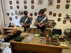 VILLARETTO - Carabinieri trovano uno Stradivari al campo nomadi