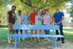 IVREA - Ecco la prima panchina della gentilezza - FOTO