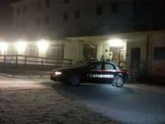 DRAMMA A GIAVENO - Litigano davanti al ristorante e lo investono: grave un uomo di San Giusto Canavese