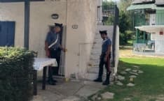 CORIO - Spara al gluteo del vicino di casa dopo l'ennesima lite