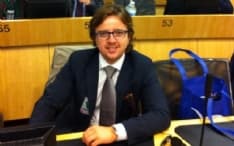 BOSCONERO - Paura dopo la rapina: «Ci serve l'esercito»