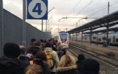 RIVAROLO - Una sola carrozza per i pendolari del mattino