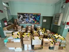 MONTANARO - Gli studenti manifestano per la pace e raccolgono aiuti per l'Ucraina - FOTO