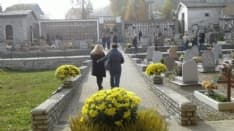 ALPETTE - Riqualificato il cimitero del paese