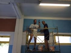 CUORGNE' - Dirigenti volontari ridipingono gli spogliatoi