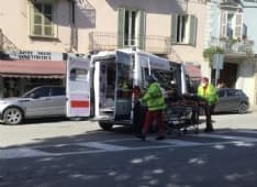 RIVAROLO CANAVESE - Pensionata investita in corso Torino: soccorsa dal personale del 118 e trasportata all'ospedale di Ivrea - FOTO