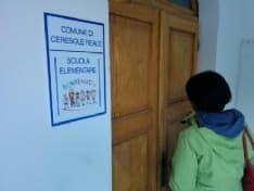 CERESOLE REALE - «Il Ministro Giannini visiti la mini-scuola»