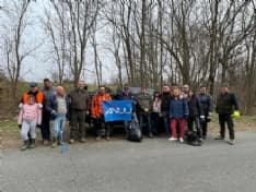 VAUDA CANAVESE - Oltre 150 persone a caccia di rifiuti per ripulire la riserva naturale - FOTO