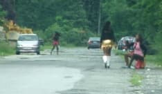 SAN BENIGNO - Caccia alla banda con lo spray che rapina le prostitute