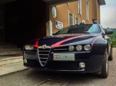 CUORGNE' - Ruba 2600 euro di adesivi per dentiere all'Ipercoop