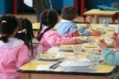 LOCANA - La mensa è gratis per gli studenti delle scuole