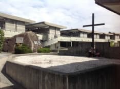 CUORGNÈ - Assalto al cimitero: rubate croci e grondaie