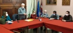 CANAVESE - Nove sindaci alla guerra dei rifiuti: «La nuova gara d'appalto prevede aumenti nelle bollette e meno servizi sul territorio»