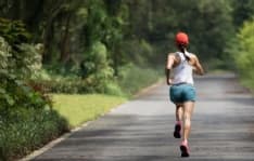 FOGLIZZO - Esibizionisti si denudano di fronte alle donne che fanno jogging: casi in aumento in diverse zone del basso Canavese