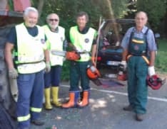 RIVAROLO - Alberi pericolanti: interviene la protezione civile