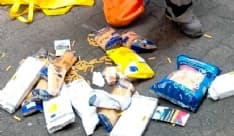 PONT CANAVESE - Cibo donato buttato vicino ai bidoni della spazzatura: paese indignato