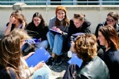 IVREA - Giovani studentesse a scuola di politica