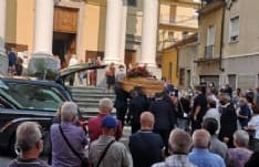 CUORGNE' - Il commosso addio al «gigante buono» Attilio D'Elisa