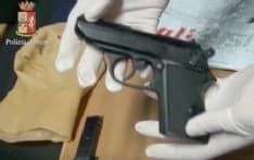 STRAMBINO - I rapinatori della posta arrestati dopo una lunga trattativa - VIDEO DELLA POLIZIA