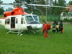 BOSCONERO - Scontro tra auto e scooter: due feriti gravi