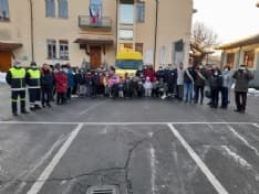 PRASCORSANO - Inaugurato il nuovo scuolabus per i Comuni della vallata - FOTO