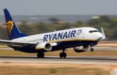 CASELLE - Ryanair aumenta i voli diretti da Torino per Bari e Catania
