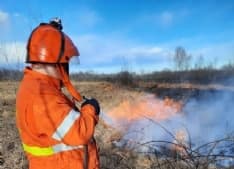 SAN FRANCESCO - Incendio nelle Vaude, anche l'elicottero Aib per vincere le fiamme - FOTO e VIDEO