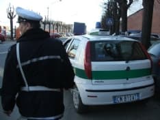 CASELLE - Niente multe in città: i vigili urbani sono rimasti senza blocchetti