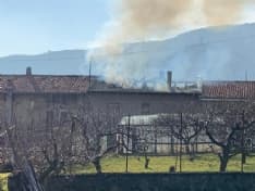 FORNO - Incendio devasta una casa in via Carlo Alberto - FOTO