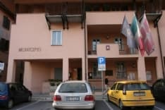 FELETTO - Violenza in municipio contro il vicesindaco: parte la denuncia da parte del Comune