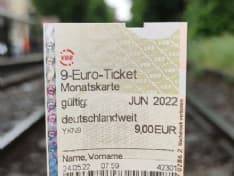 AMBIENTE - Germania, la rivoluzione del ticket a 9 euro
