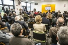 TORRAZZA - Più di 1000 persone in coda per lavorare da Amazon