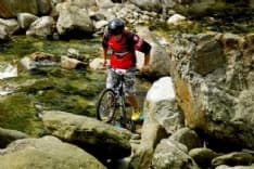 TRAVERSELLA - I campionati italiani assoluti di Trials in Valchiusella