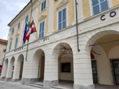 CASTELLAMONTE - Inizio scuola con polemiche, Mazza: «Dall'opposizione solo critiche sterili e pretestuose»