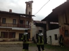 VALPERGA - Crolla il campanile, famiglia perde la casa: diocesi di Torino e parrocchia condannati al risarcimento dei danni