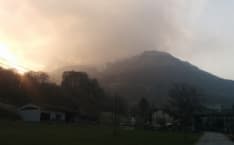 VICO CANAVESE-TRAUSELLA - Incendio devasta i boschi dell'alta Valchiusella. Caccia ai piromani - FOTO