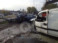 LEINI - DRAMMATICO INCIDENTE: AUTO DISTRUTTE - FOTO