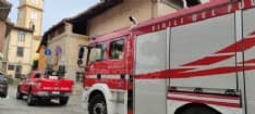 SCARMAGNO - Muore a 67 anni cadendo in cantiere: la procura di Ivrea apre un fascicolo per omicidio colposo