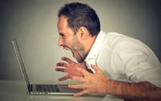 SONDAGGIO - Parolacce sul lavoro? Sei normale