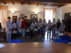 LEINI - Un premio al merito scolastico per gli studenti più bravi