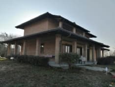 SAN GIUSTO CANAVESE - La villa confiscata ad Assisi da destinare ai profughi ucraini