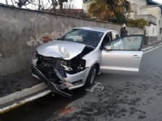 RIVAROLO CANAVESE - Brutto incidente stradale in via Merlo: una donna ferita - FOTO