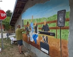 CANDIA CANAVESE - «Quel murales distrae gli automobilisti», ma Anas dà ragione al Comune e l'opera non verrà rimossa