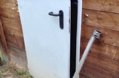 VIDRACCO - I ladri rubano le monete del distributore d'acqua - FOTO