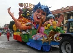 MAPPANO - Successo per la sfilata dei carri di carnevale - FOTO