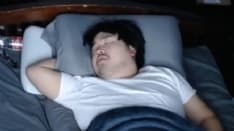 LA STORIA - Asian Andy, pagato per essere svegliato