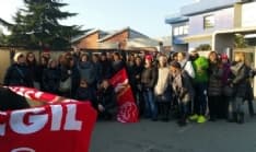 LEINI - Tre giorni di sciopero: la Defonseca vuole andarsene - FOTO