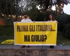 IVREA - Striscione per Giulio Regeni al comizio di Matteo Salvini - FOTO