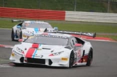 MOTORI - Un incidente blocca la scalata di Lorenzo Veglia